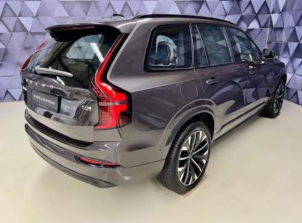 Volvo - XC90