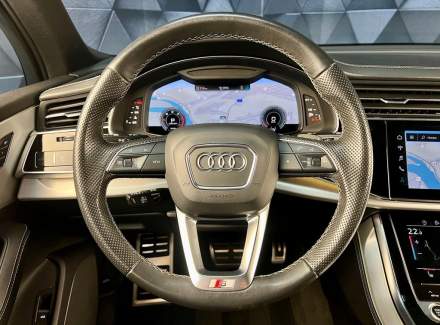 Audi - Q7