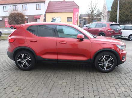 Volvo - XC40