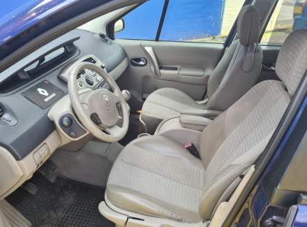 Renault - Scenic