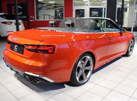 Audi - S5