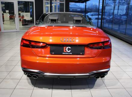 Audi - S5