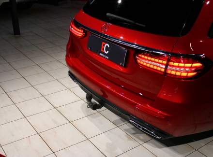 Mercedes-Benz - E-class