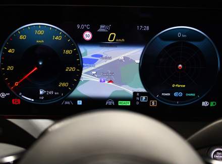 Mercedes-Benz - E-class