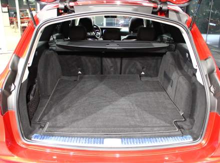 Mercedes-Benz - E-class