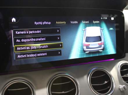 Mercedes-Benz - E-class