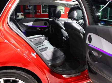 Mercedes-Benz - E-class