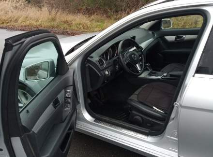 Mercedes-Benz - C-class