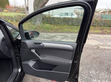 Volkswagen - Touran