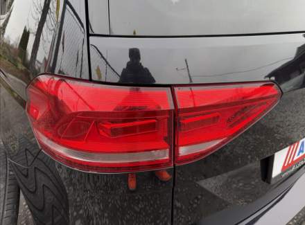 Volkswagen - Touran