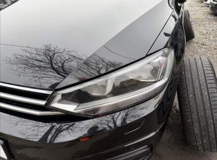 Volkswagen - Touran