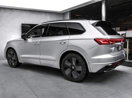 Volkswagen - Touareg
