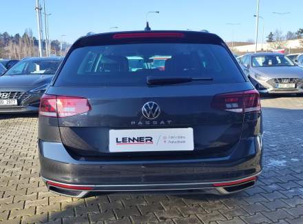Volkswagen - Passat