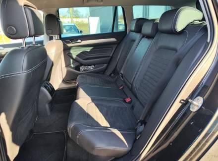 Volkswagen - Passat