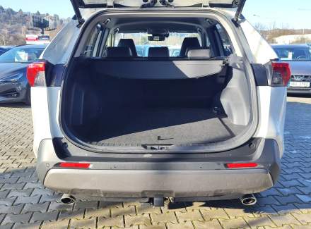 Toyota - RAV 4
