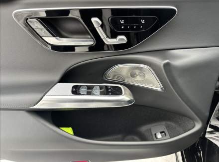 Mercedes-Benz - E-class