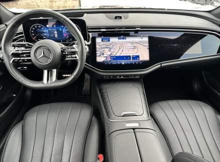 Mercedes-Benz - E-class