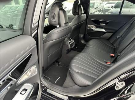 Mercedes-Benz - E-class