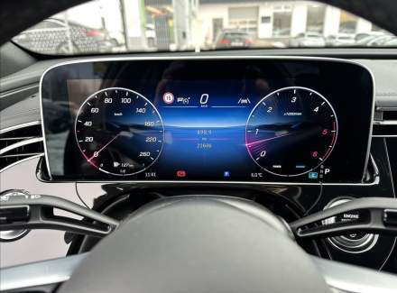 Mercedes-Benz - E-class