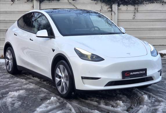 Tesla - Model Y