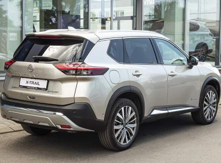 Nissan - X-Trail