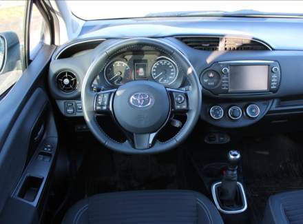 Toyota - Yaris