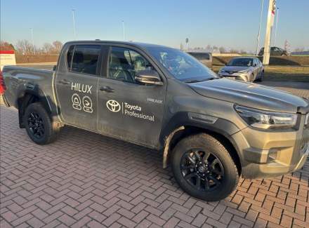 Toyota - Hilux