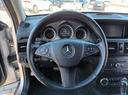 Mercedes-Benz - GLK