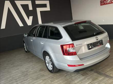 Škoda - Octavia