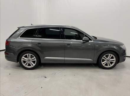 Audi - Q7