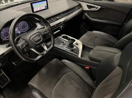 Audi - Q7