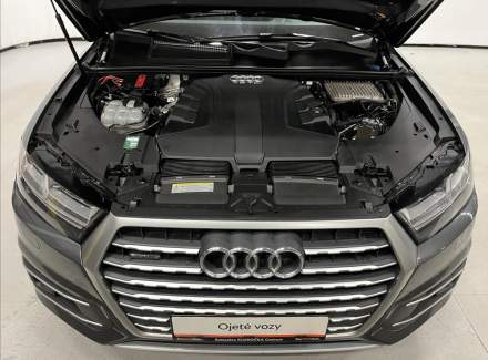 Audi - Q7