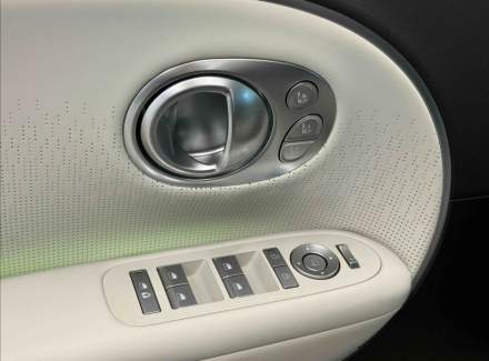 Hyundai - IONIQ 9