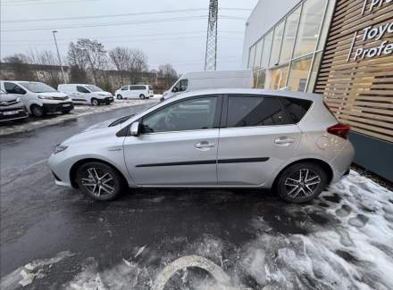 Toyota - Auris