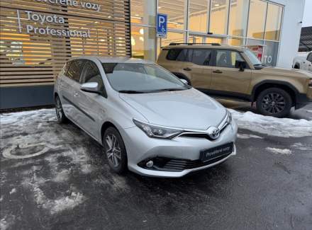 Toyota - Auris