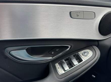 Mercedes-Benz - C-class