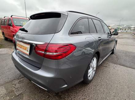 Mercedes-Benz - C-class