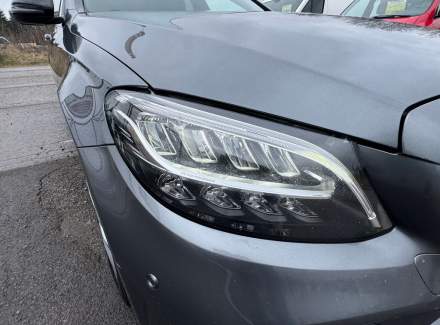 Mercedes-Benz - C-class