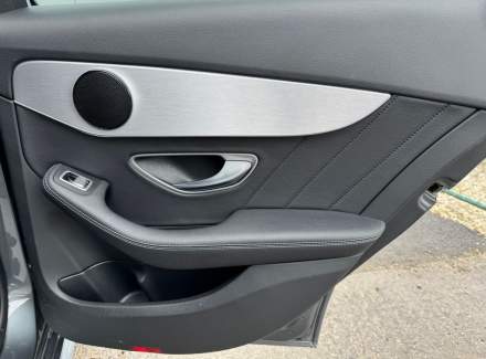 Mercedes-Benz - C-class