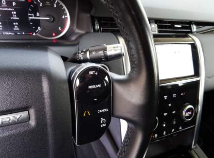 Land Rover - Discovery Sport