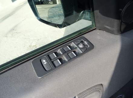 Land Rover - Discovery Sport