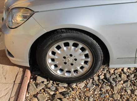 Mercedes-Benz - E-class