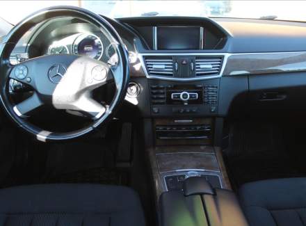 Mercedes-Benz - E-class