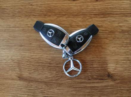 Mercedes-Benz - E-class