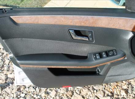 Mercedes-Benz - E-class