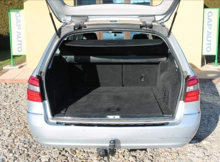 Mercedes-Benz - E-class