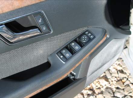 Mercedes-Benz - E-class