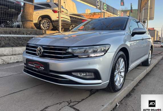 Volkswagen - Passat