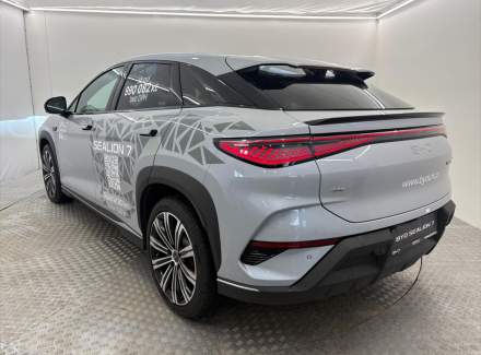 BYD - Sealion 7