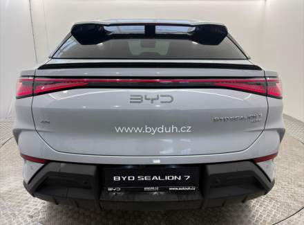 BYD - Sealion 7